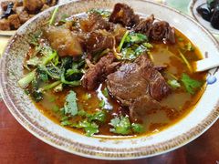 -金杨拉面王小吃面馆·牛三宝面·红烧牛肉粉