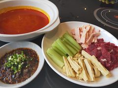 酸汤牛肉-黔蘑菇四季餐厅(观山湖店)