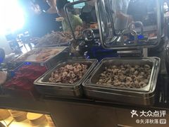 -荣誉国际酒店-云顶旋转餐厅