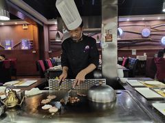 -利昂法式铁板主题餐厅(新奥购物中心店)