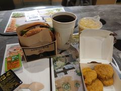 -麦当劳(华融店)