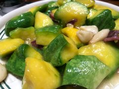 诺登火腿坍小瓜-云海肴·汽锅鸡·云南菜(美罗城店)