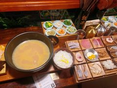 -银米·云南传统过桥米线(双廊黑金冠店)