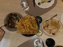 -斯普汇生蚝牛排馆(中骏世界城店)
