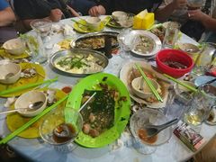 -明记烧鱼美味店