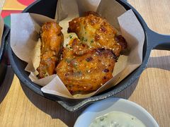 -必胜客(康华路店)