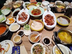 -龙聚德北京烤鸭(沙坪坝华宇A馆店)