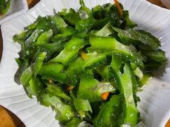 -黄记四更烤乳猪店