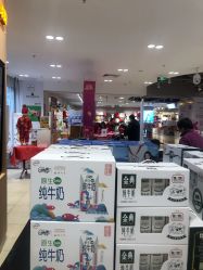 店内环境-孩子王(静安大融城店)