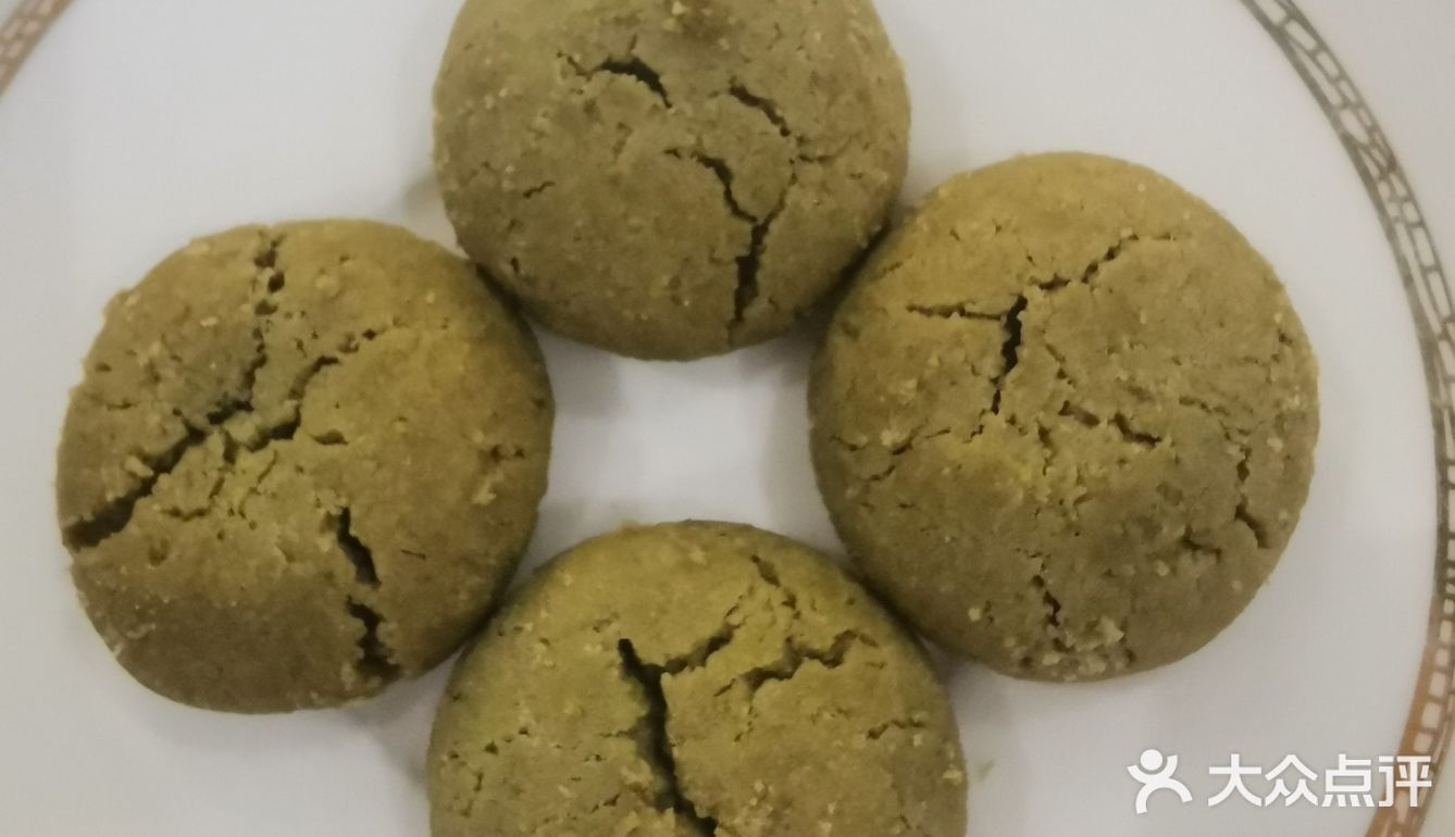 这类型的点主打都是精致而不是菜量