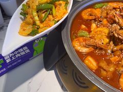 -徐记小怪兽肉蟹煲店(哈西万达金街店)