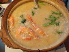 -蚝堡海鲜·威海菜·海肠捞饭·烧烤·亚洲吃蚝公司(幸福门店)