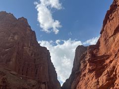 -天山神秘大峡谷