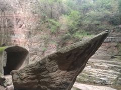 -龙潭大峡谷