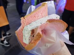 -詹爷爷乌节路街头冰淇淋