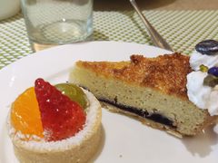 -亮马河饭店翠雅咖啡厅