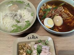 -亮亮面馆(经六路店)