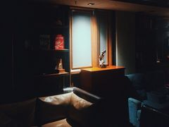-Whisper Bar 