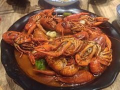 -阿郎龙虾烧烤海鲜馆(苏河融景店)