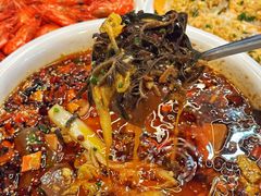 -四川小胡子海鲜(丁村万人海鲜广场店)