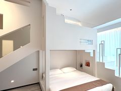 -芷迹江景酒店(五一广场汇景城店)