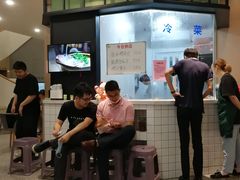 等位区-兔爸私家小厨(新北万达店)