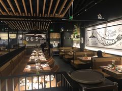 大堂-山城外·非遗酸菜鱼(蜀都万达店)