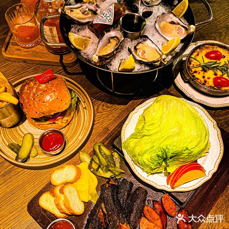 好时镇美式烤肉嘉兴西餐厅天花板