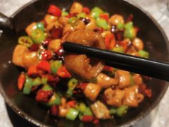 鹅卵石爆肥肠-老板恋上鱼(恒隆广场店)