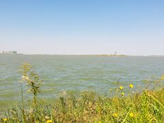 -上海滴水湖皇冠假日酒店