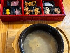 -勺子米线·云南传统小吃市集(四方街店)