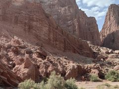 -天山神秘大峡谷