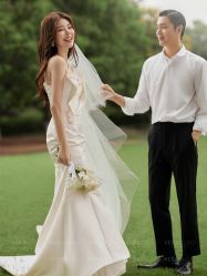 -至臻微拉婚纱摄影