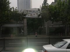 -上海市第八中学