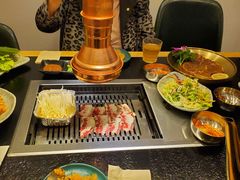 -臻牛烤肉