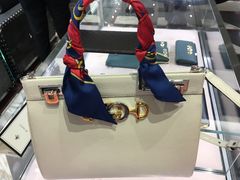 -Gucci(时代广场店)