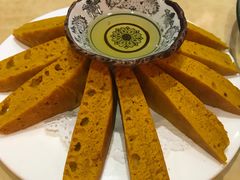昭通荞粑粑-山珍王国·云南野生菌石锅鱼