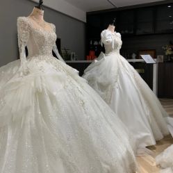 -予白婚纱礼服馆