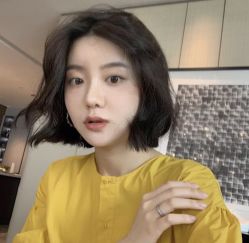 -Hello Lady发型设计