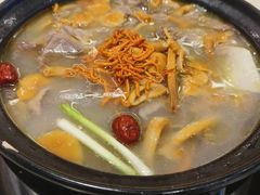 -九寨沟特色牦牛肉汤锅