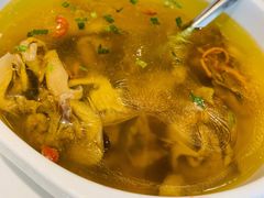 姬松茸炖乳鸽-欣旺·迎宾楼·百年无锡菜