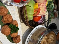 -一叶一世界·素食餐厅(锦华万达店)