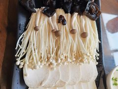 -前门·鲜肉火锅(长风店)