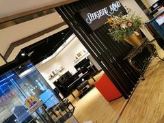 -柏斯音乐艺术中心·钢琴·吉他(上音店)