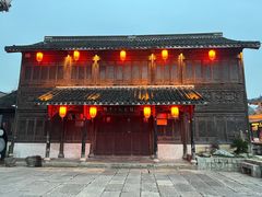 -鲁镇