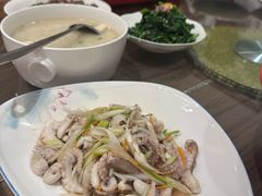 -今鲜源酒店·海鲜锅贴青岛菜(新湛路店)