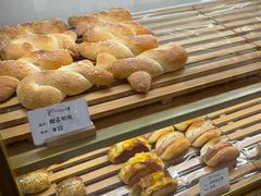 -提亚烘焙·手作面包·生日蛋糕(七星店)
