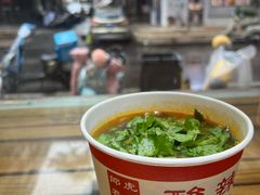 -郎吞虎咽酸辣粉(第一桥店)