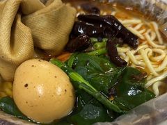 -丁记牛肉手擀板面