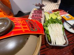 -沙胆彪炭炉牛杂煲(上海日月光广场店)